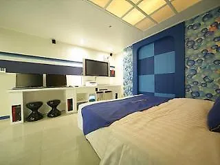 Ezen Hotel Seúl 2*,